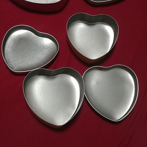Set of 3 Brighton Metal Tin Collector Heart Tins - Picture 3 of 8